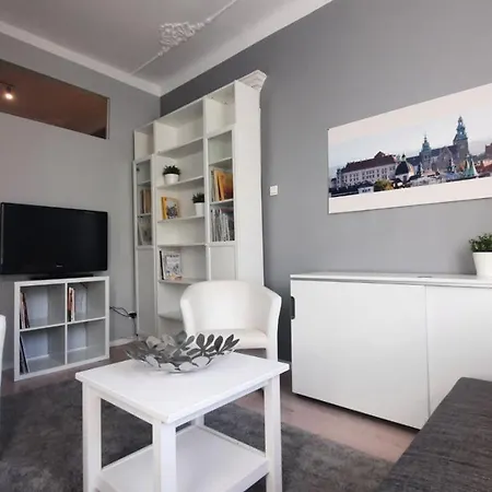 Golden Apartments/szew21/25 Apartment
